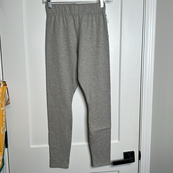 Good American “The Essential” Lounge Legging NWT in Heathered Grey - Picture 2 of 4